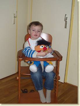 20070127-03 Mark en Ernie op de stoel 03